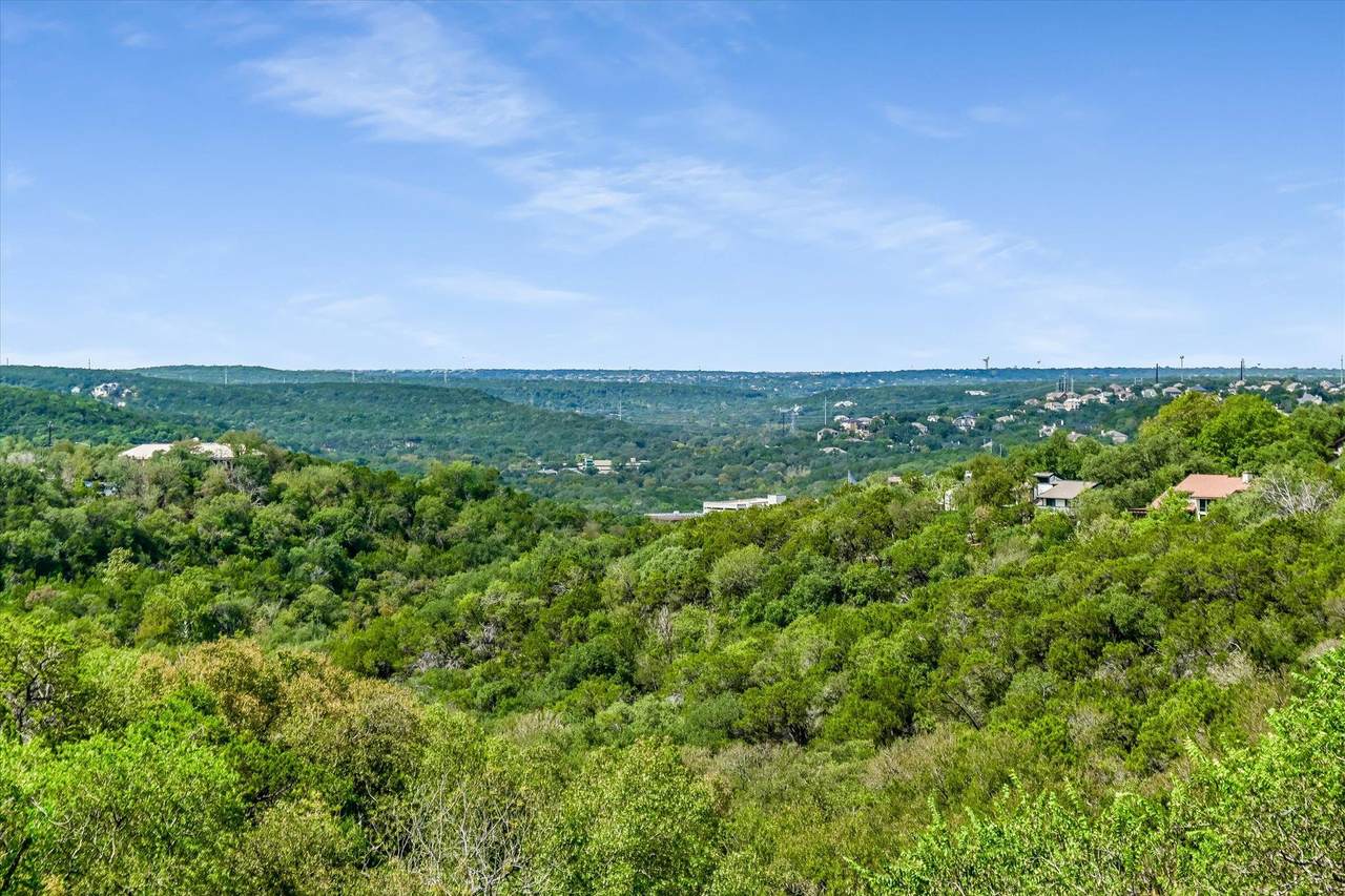 https://bt-photos.global.ssl.fastly.net/austin/1280_boomver_2_7824915-2.jpg