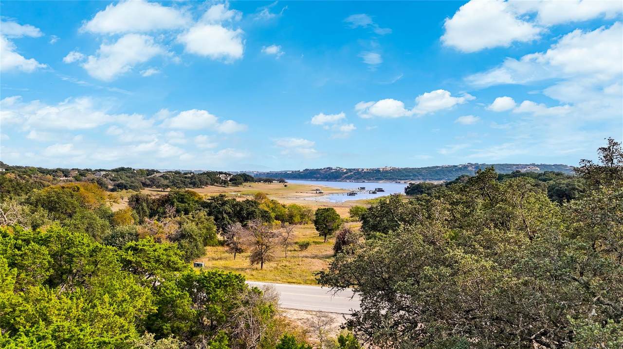 21002 Highland Lake Dr - Photo 1