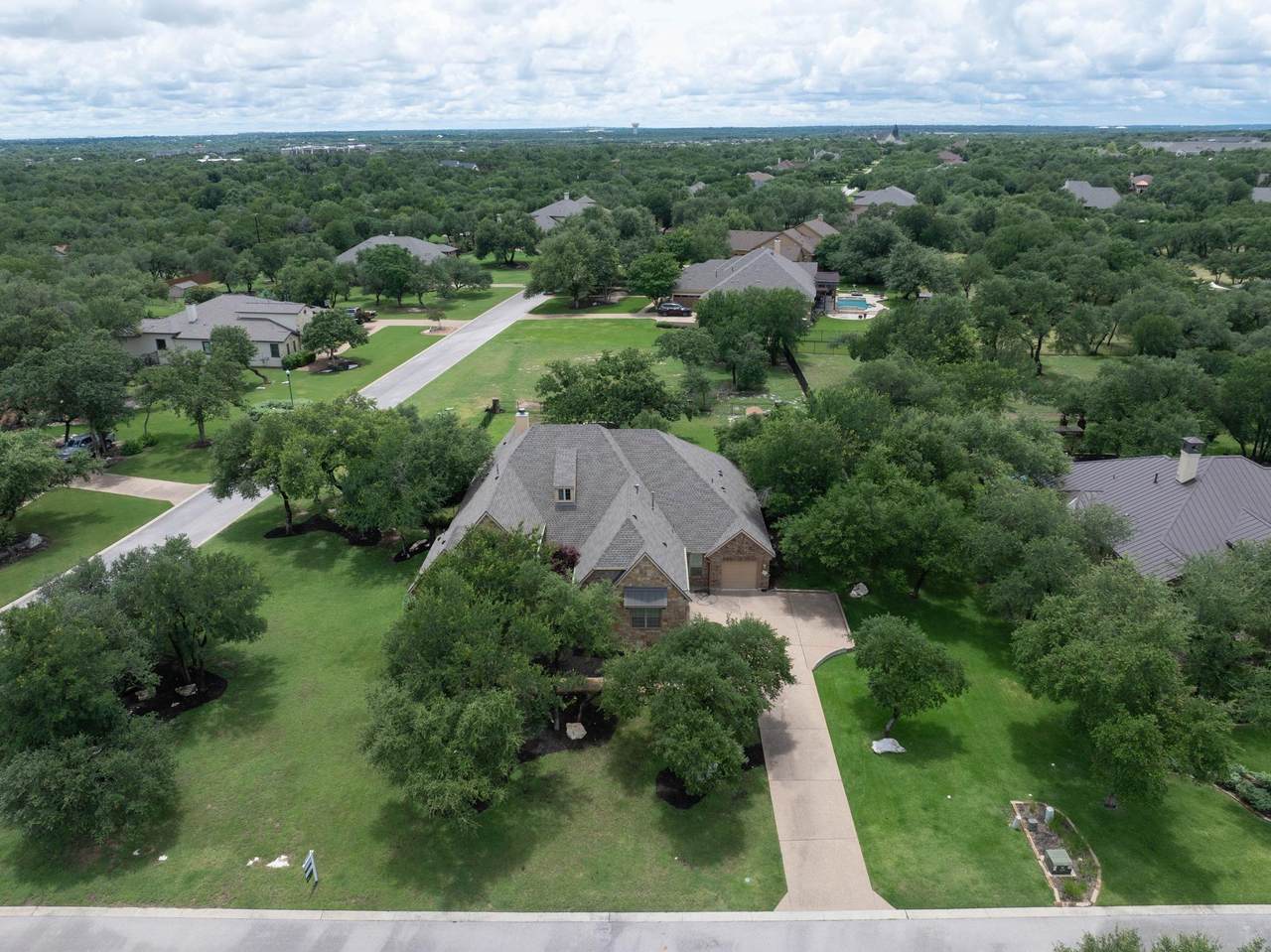 https://bt-photos.global.ssl.fastly.net/austin/1280_boomver_3_8228374-2.jpg