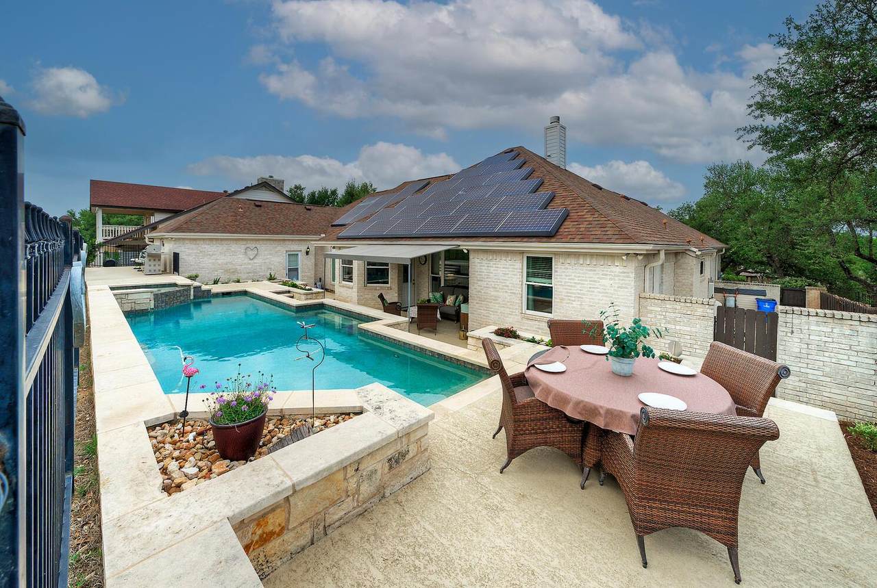 106 Clubhouse Dr - Photo 1