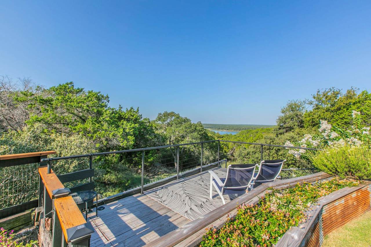 15927 Brazos Dr - Photo 1