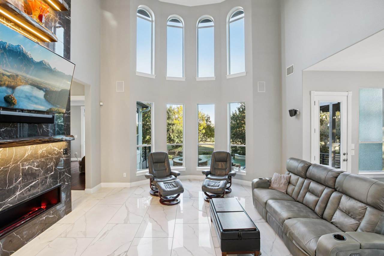 1809 Eagles Glen Cv - Photo 1