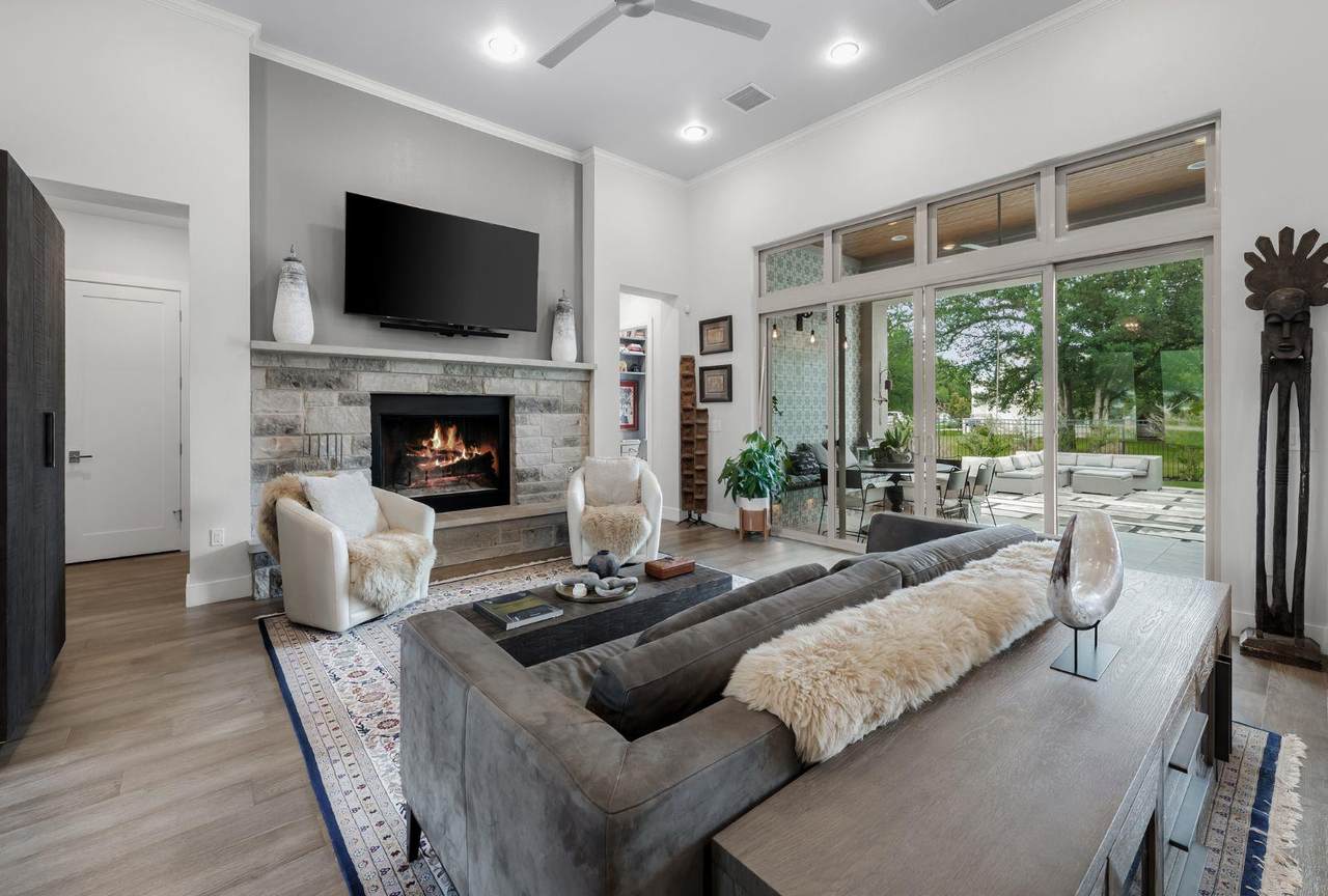 495 Bunker Ranch Blvd - Photo 1