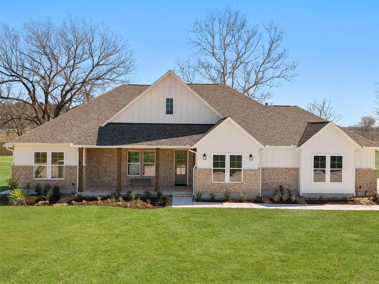 151 Moonlight Dr - Photo 1