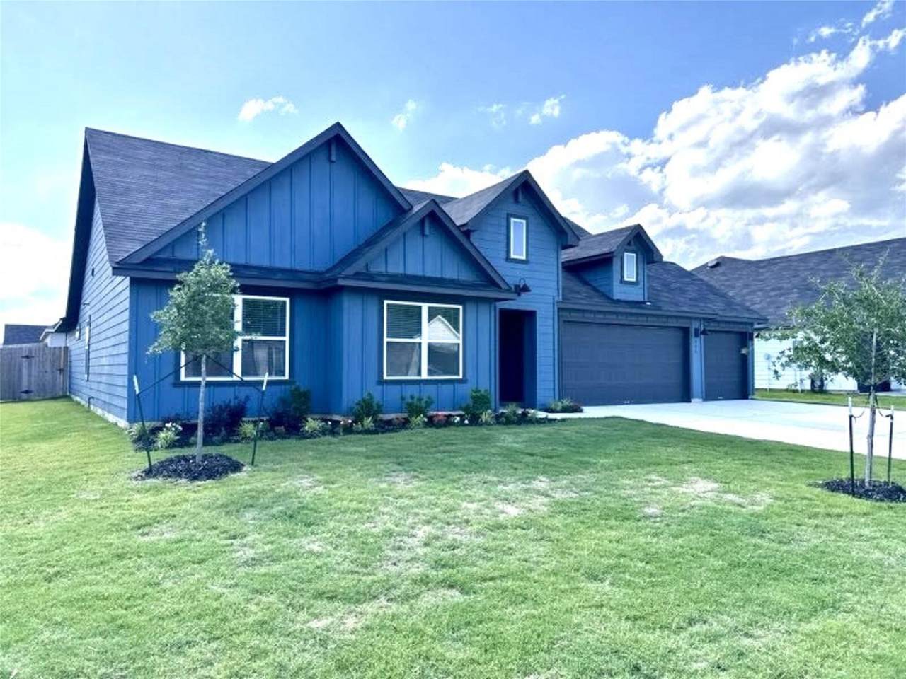 646 Grace Ln - Photo 1