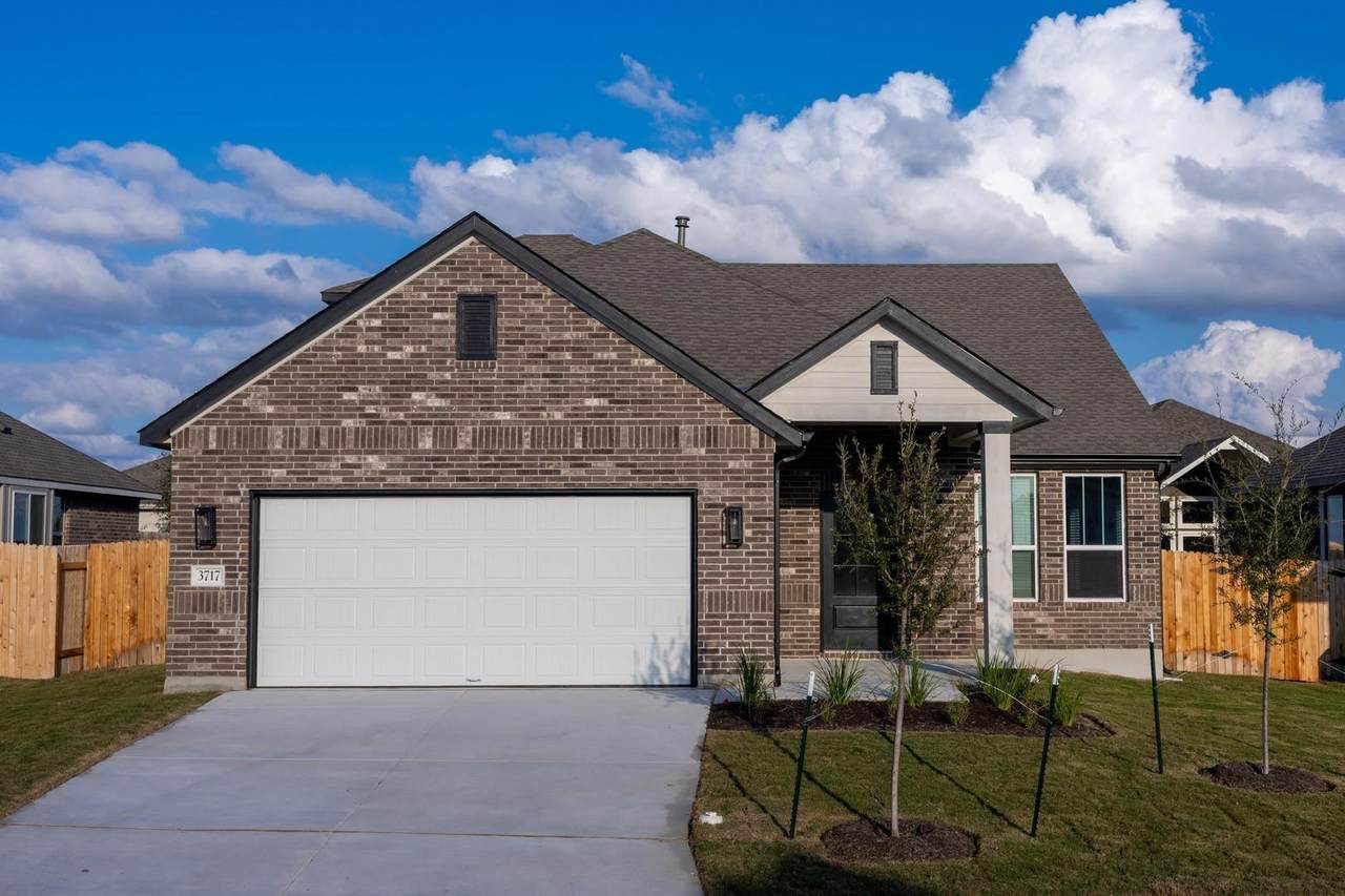 3717 Pin Oak Hills - Photo 1