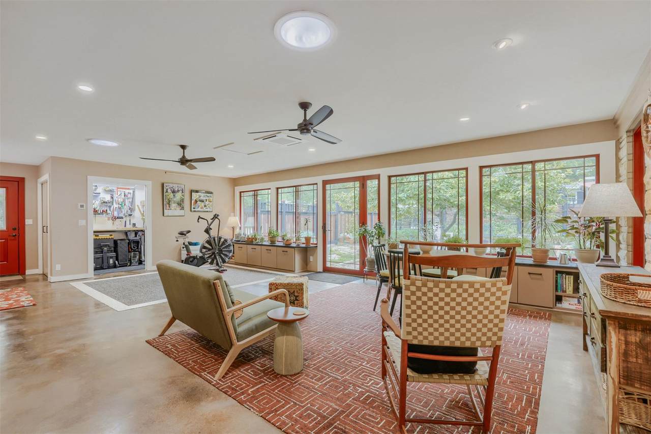 6011 Shoal Creek Blvd - Photo 1