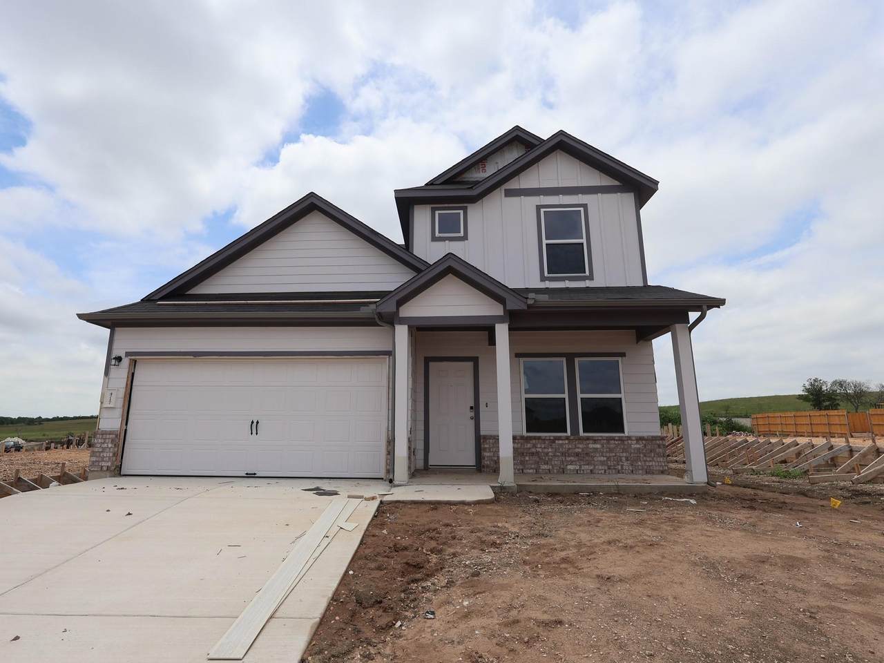 4717 Lava Island Dr - Photo 1