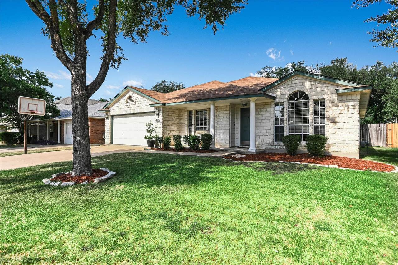 13367 Amasia Dr - Photo 1