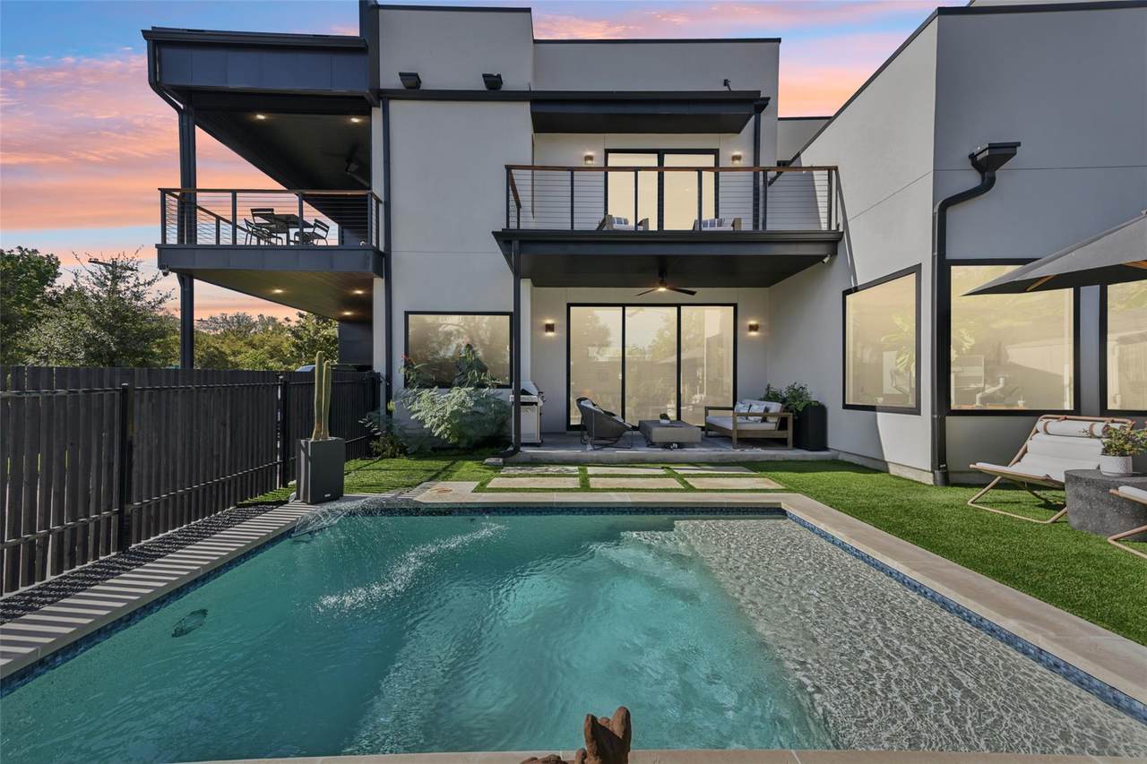 1510 Bellaire Dr - Photo 1