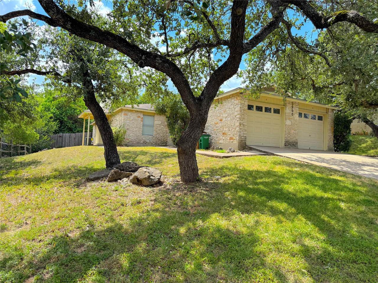 https://bt-photos.global.ssl.fastly.net/austin/1280_boomver_3_9873073-2.jpg