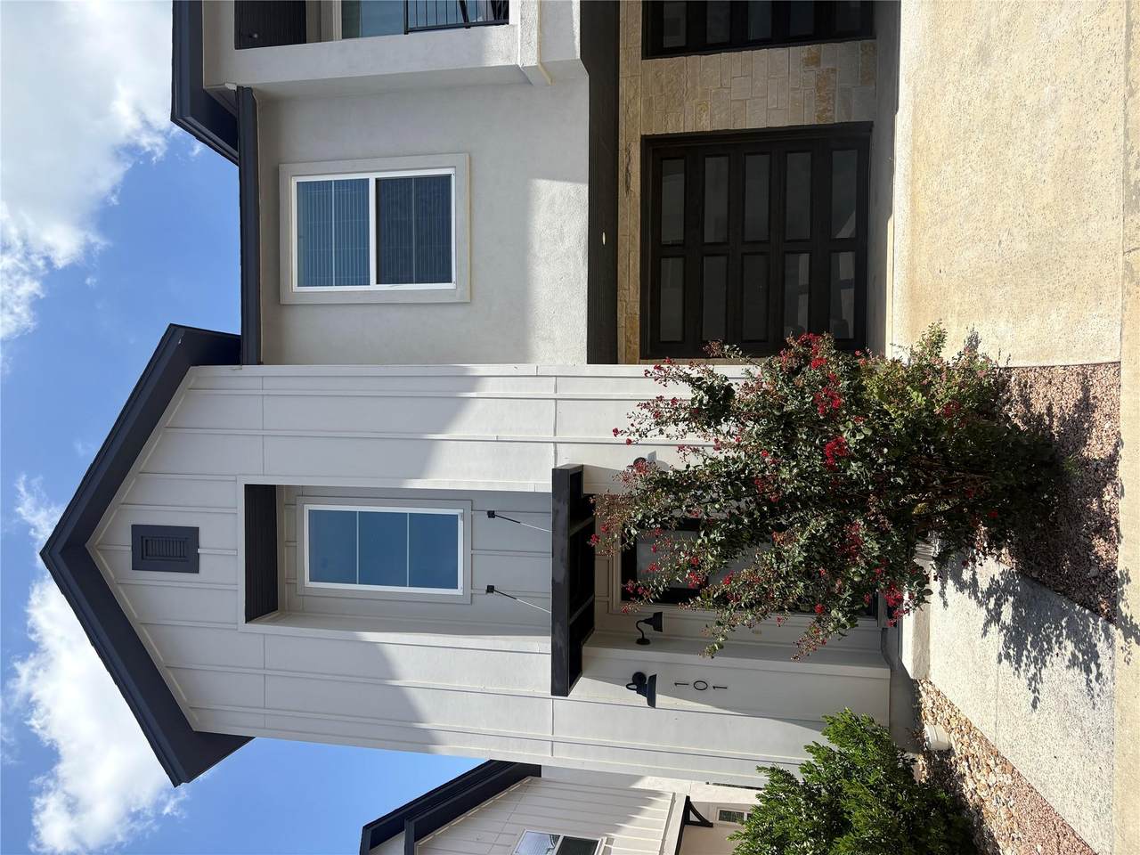 12001 Vista Parke Dr - Photo 1