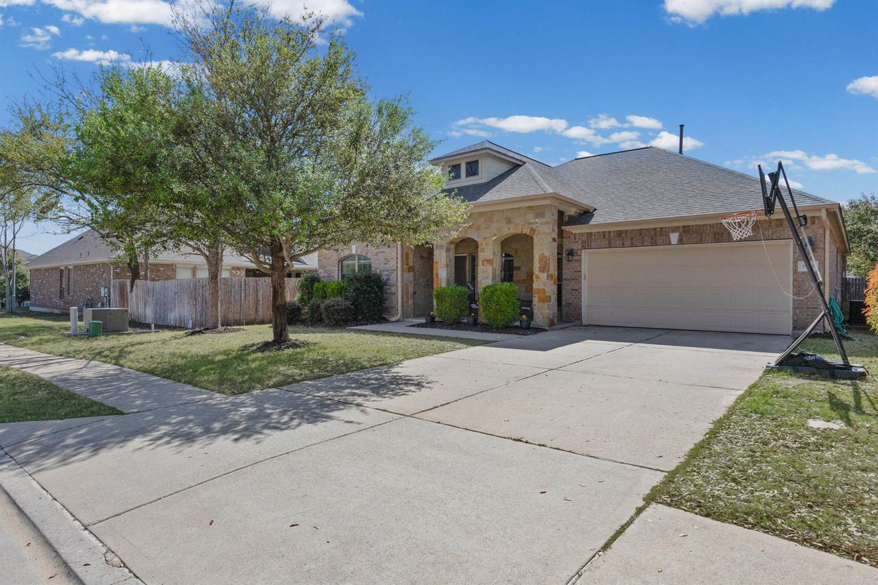 1929 Pecan Valley Dr - Photo 1