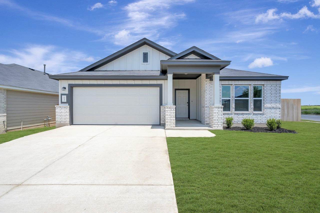 10116 Majestic Hawk Way - Photo 1