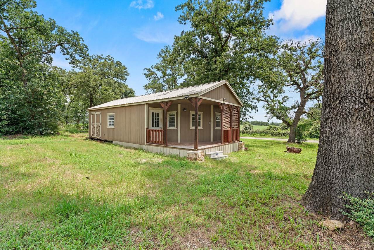 4500 County Road 448 - Photo 1