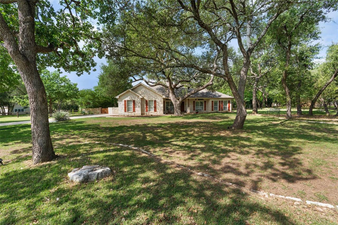 223 Ridgewood Rd - Photo 1