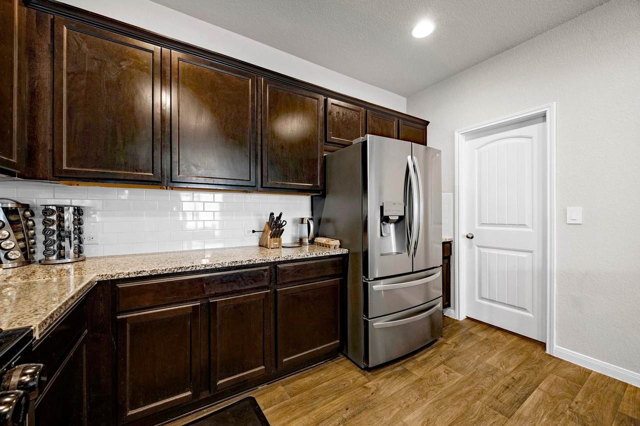 113 Rochester Ln - Photo 1