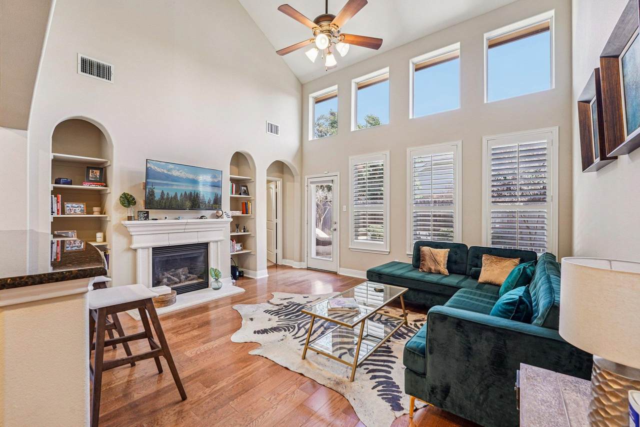 2210 Onion Creek Pkwy - Photo 1