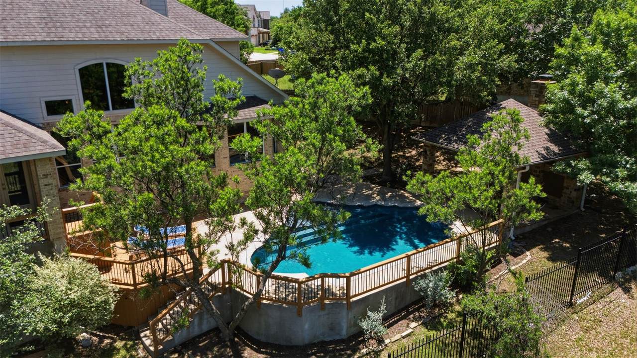 https://bt-photos.global.ssl.fastly.net/austin/1280_boomver_4_4276628-2.jpg