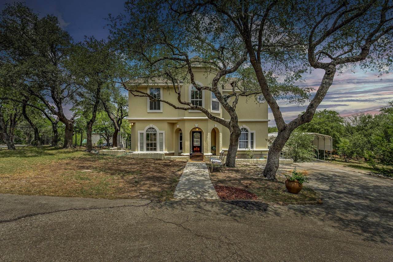 https://bt-photos.global.ssl.fastly.net/austin/1280_boomver_4_5164875-2.jpg
