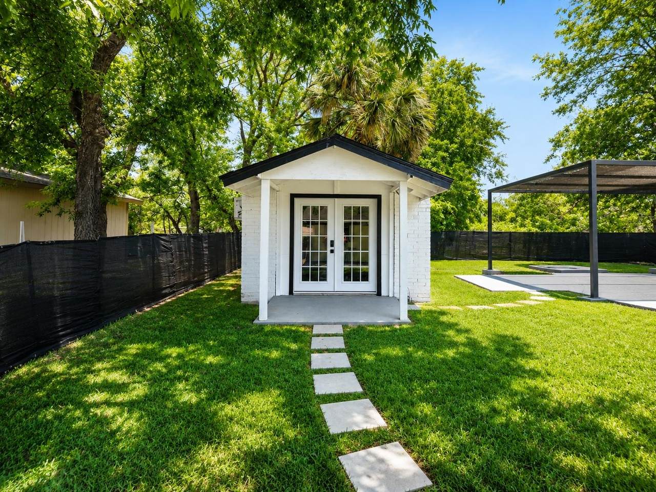 https://bt-photos.global.ssl.fastly.net/austin/1280_boomver_4_5599672-2.jpg