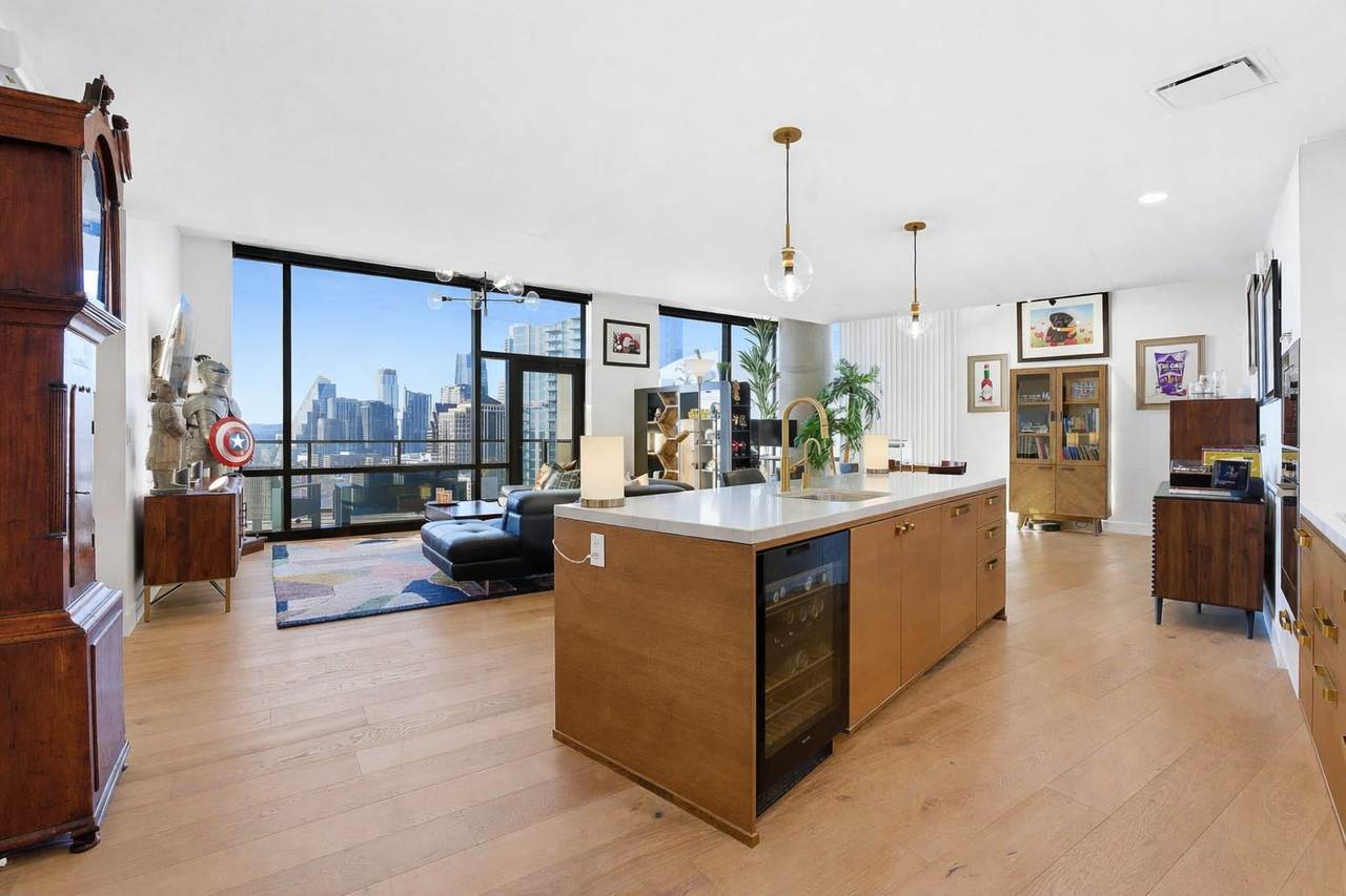 70 Rainey St - Photo 1