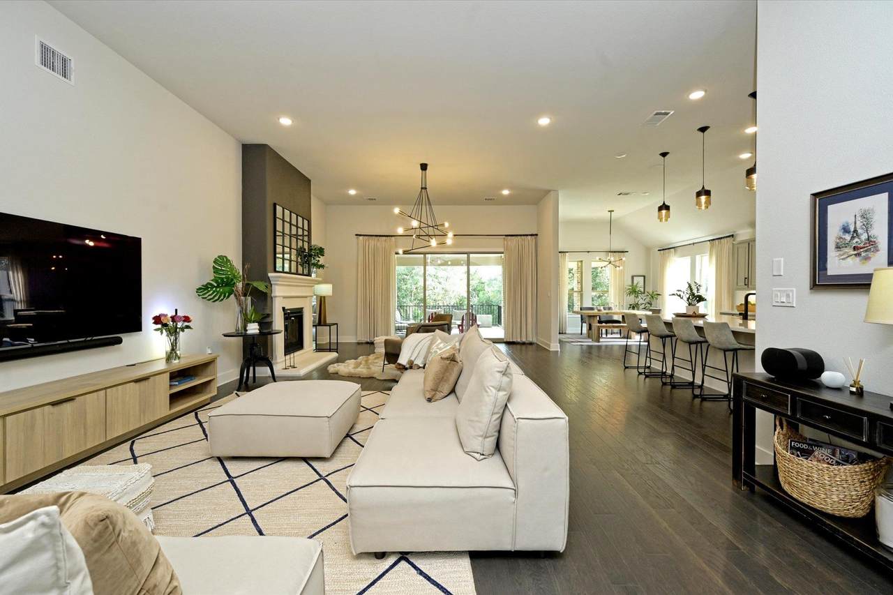 2851 Reunion Blvd - Photo 1