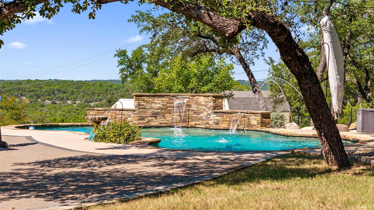 4512 Diamante Dr - Photo 1