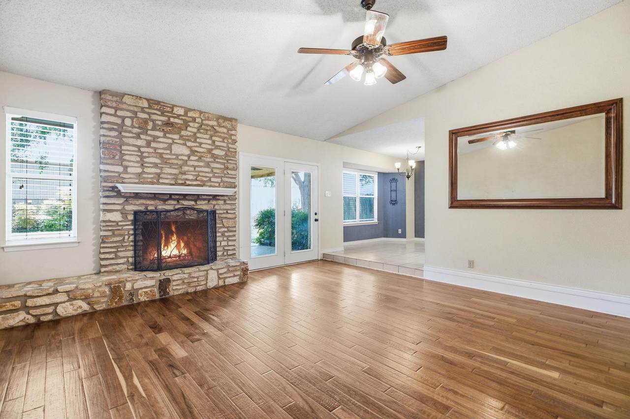 8509 Slant Oak Dr - Photo 1