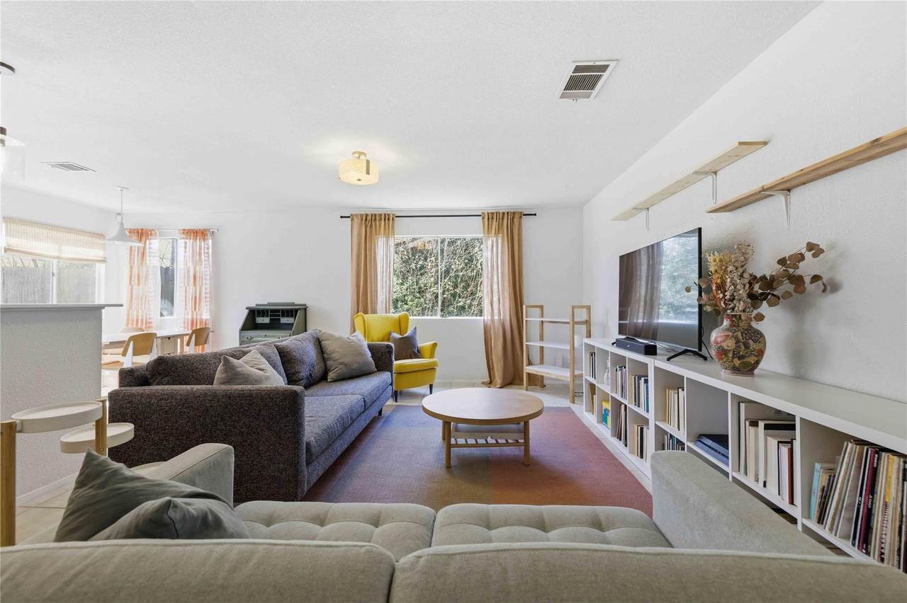 6401 Capriola Dr - Photo 1