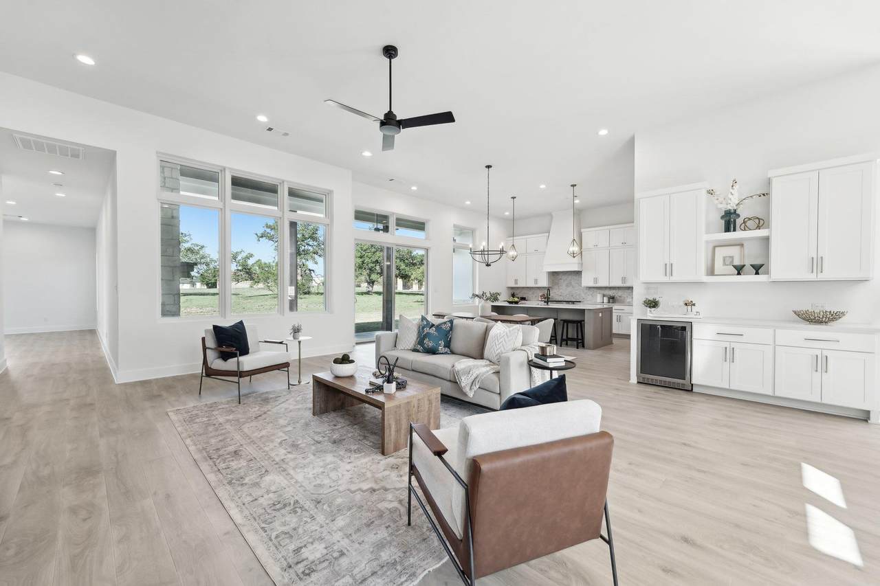 116 Mitchell Creek Dr - Photo 1