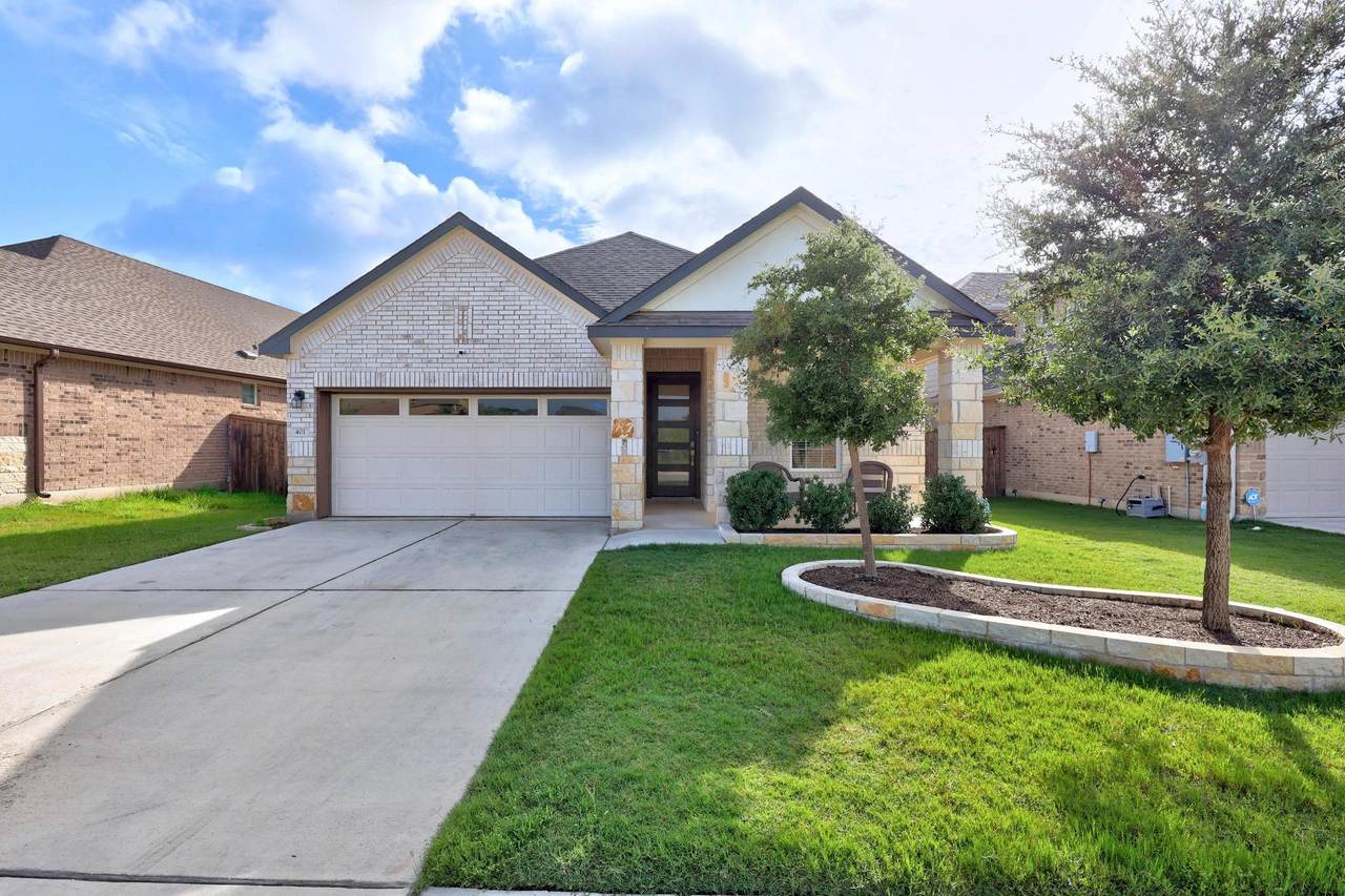 401 Peace Pipe Way - Photo 1