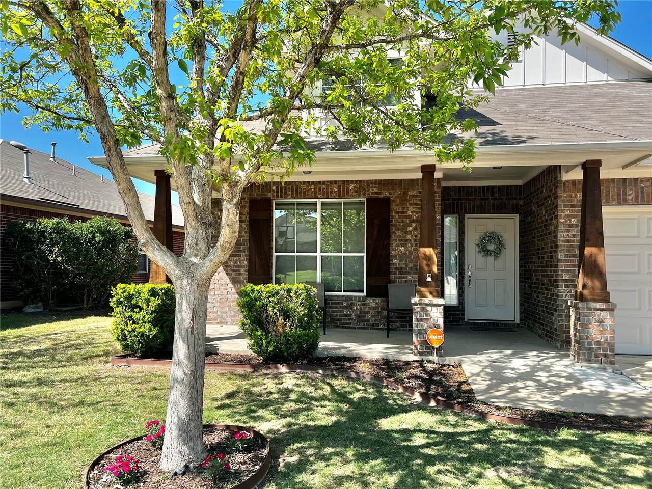 221 Blossom Valley Strm - Photo 1