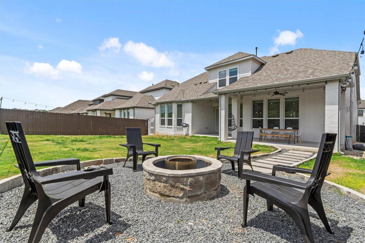 1016 Willie Ranch Way - Photo 1