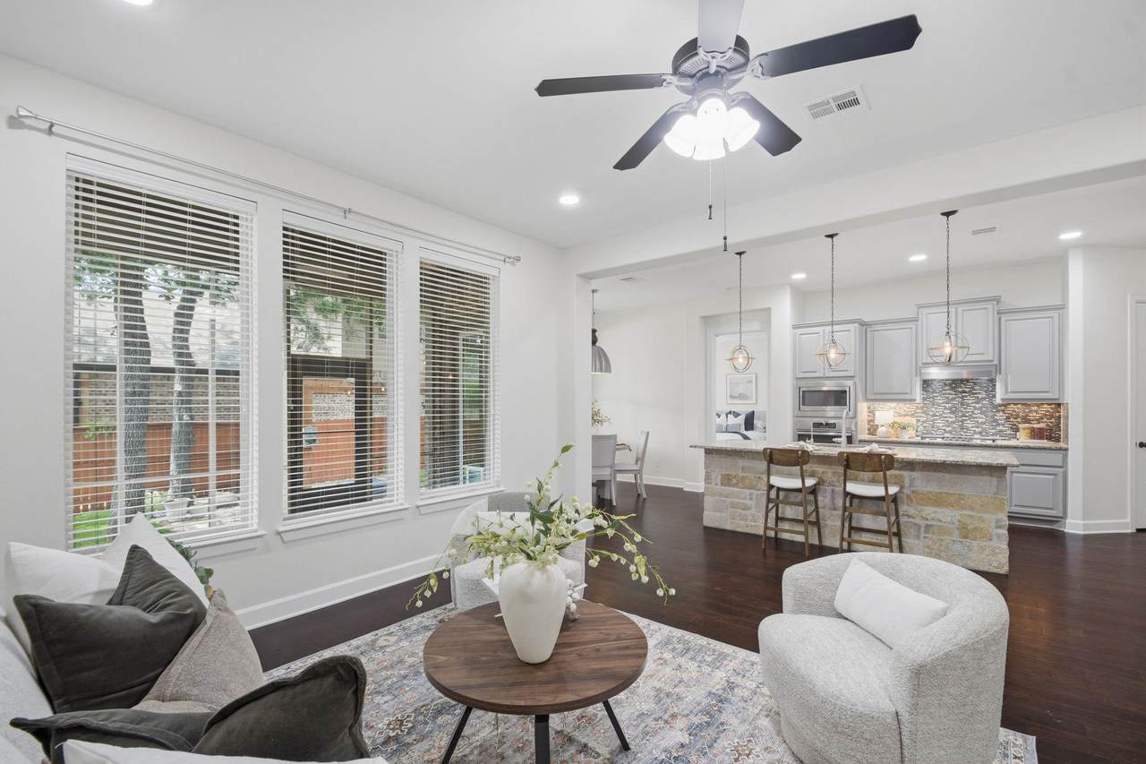 3901 Sansome Ln - Photo 1
