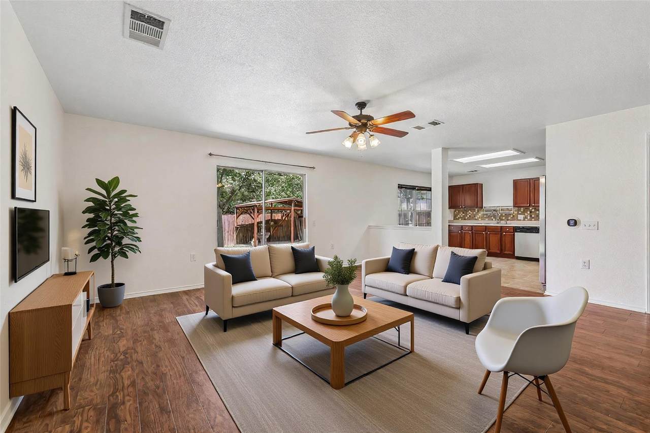 7658 Marble Ridge Dr - Photo 1