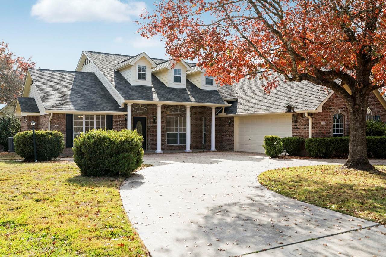 3900 Chisholm Trl - Photo 1