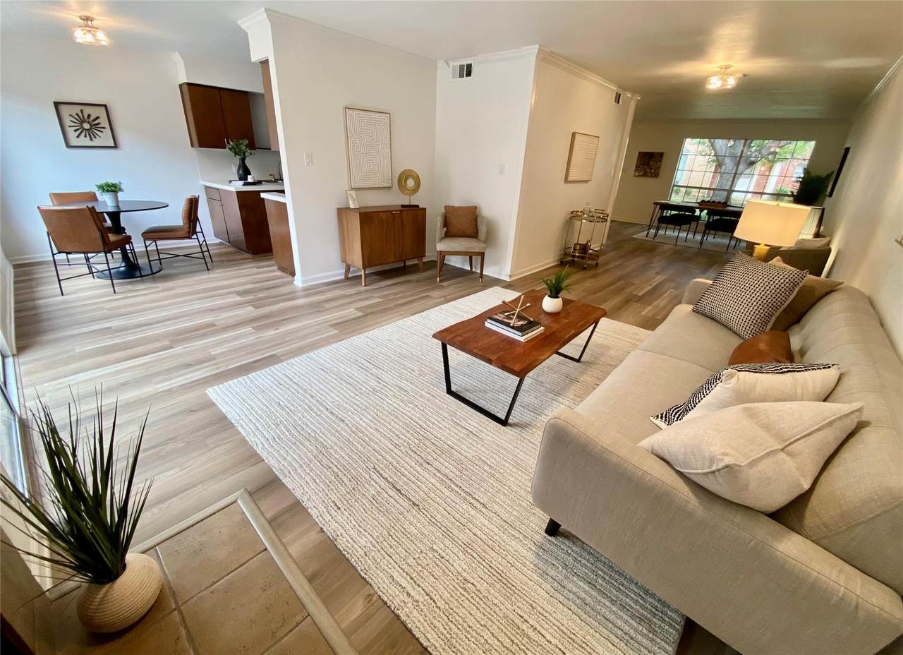 7241 Creekside Dr - Photo 1