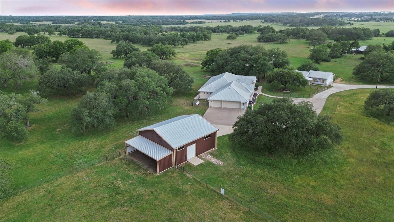8169 Ranch Road 2338 - Photo 1