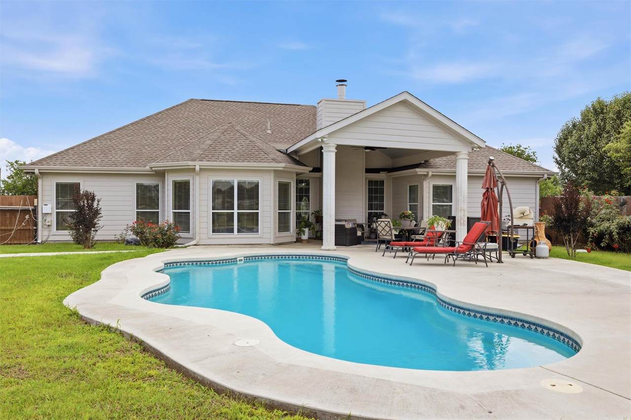339 County Road 368 - Photo 1