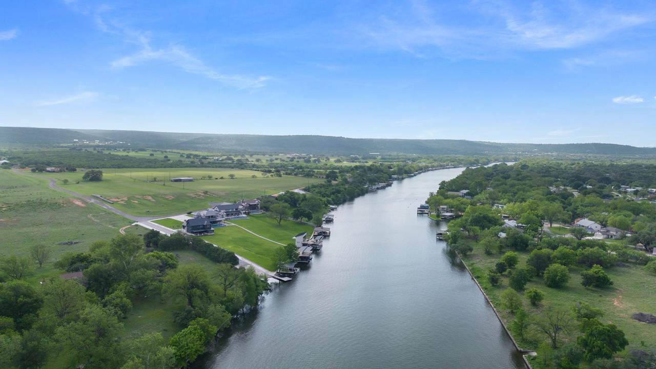 https://bt-photos.global.ssl.fastly.net/austin/1280_boomver_5_5612196-2.jpg
