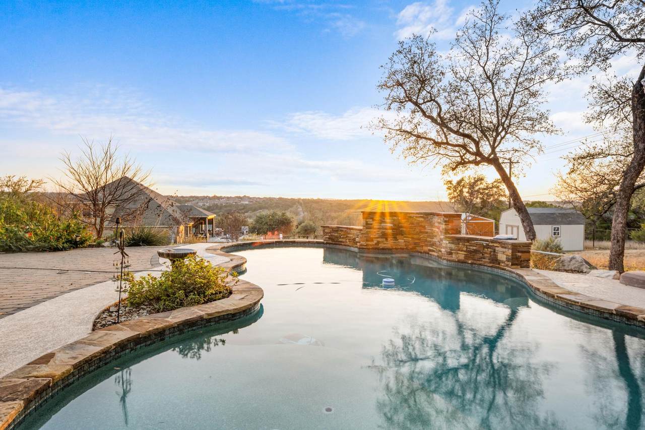 4512 Diamante Dr - Photo 1