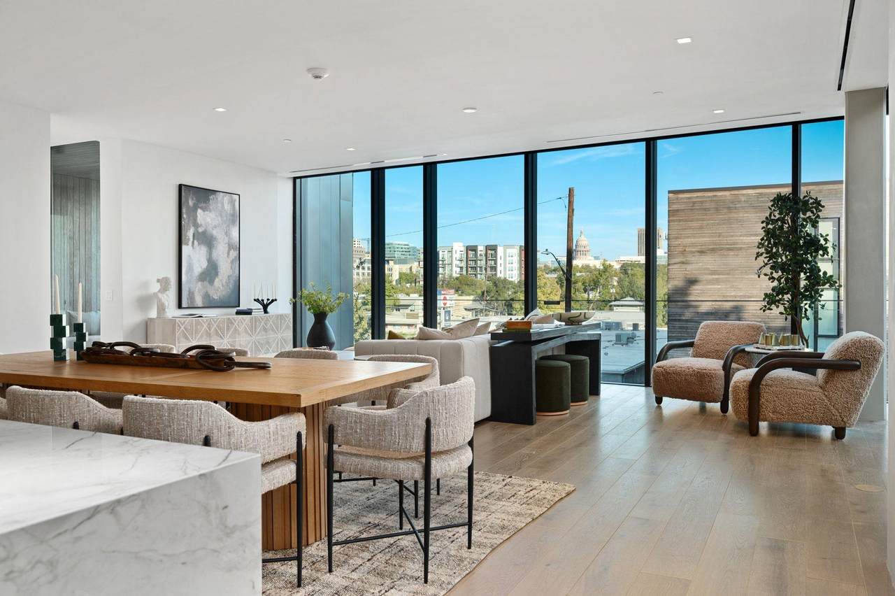 1006 Baylor St - Photo 1