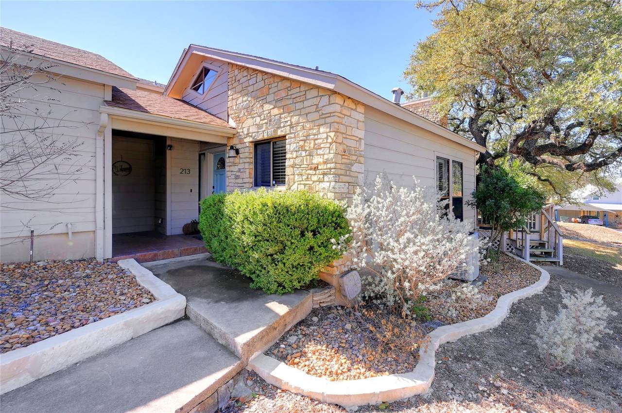 213 Overlook Ct - Photo 1