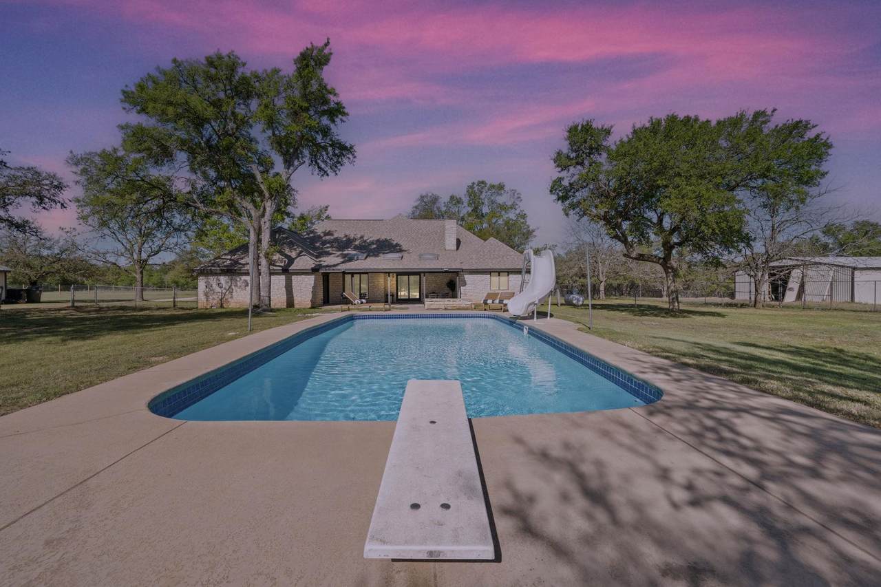 28 Country Oaks Dr - Photo 1