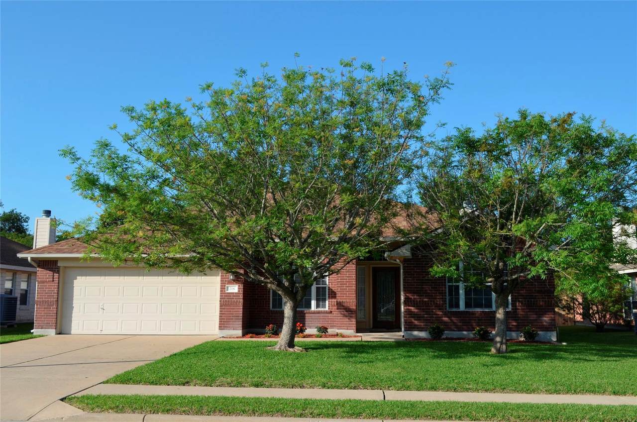 218 Desert Highlands Trl - Photo 1