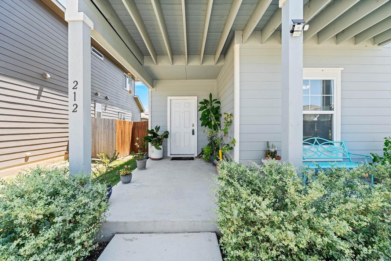 212 Timber Brook Dr - Photo 1