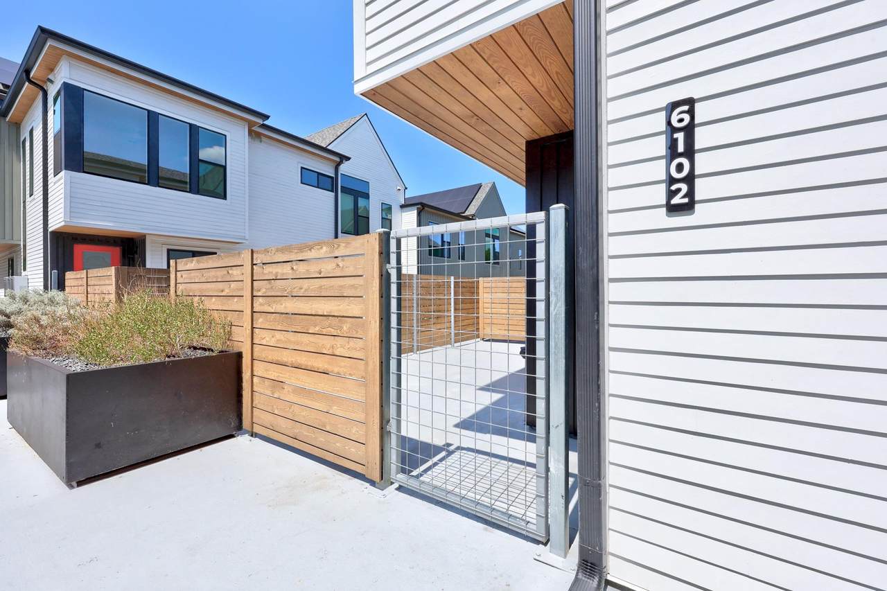 2200 Mcfly St - Photo 1