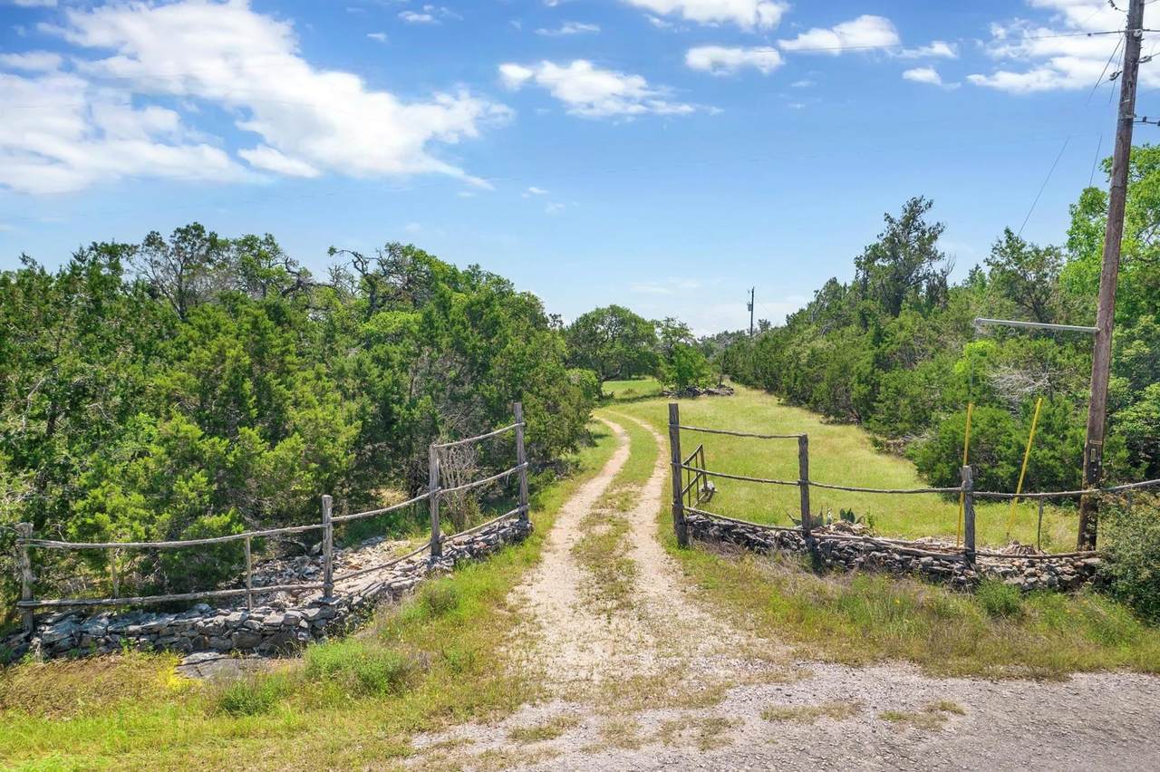 700 Oak Grove Rd - Photo 1