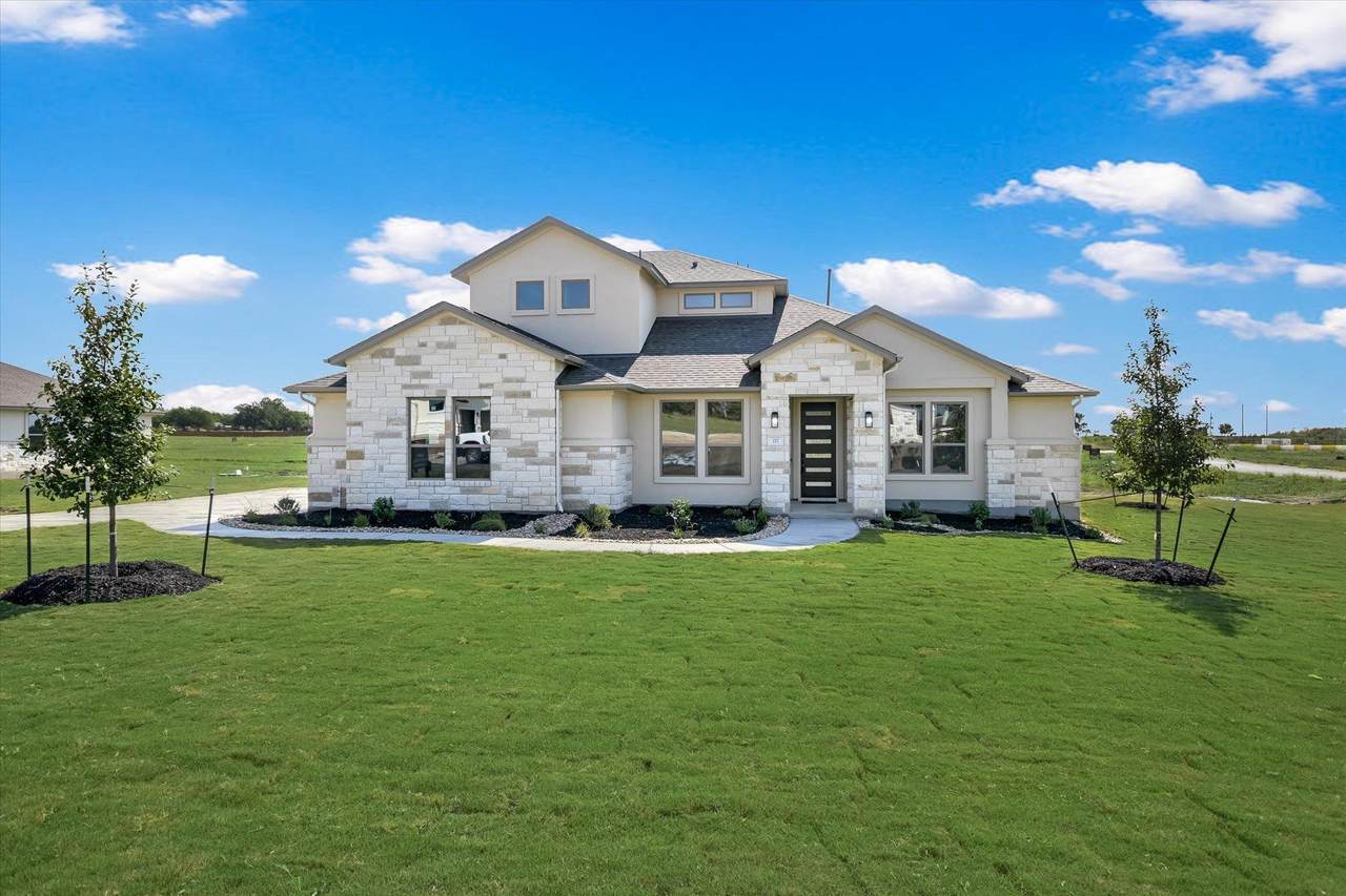 217 Scofield Ave - Photo 1